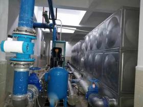 鐵水箱里面怎么做防銹？鐵水箱水發黃是什么原因？